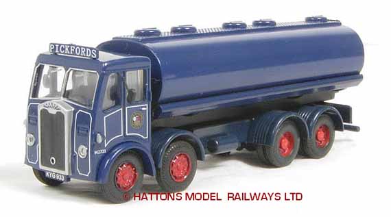 Pickfords Albion 4 Axle Tanker Lorry